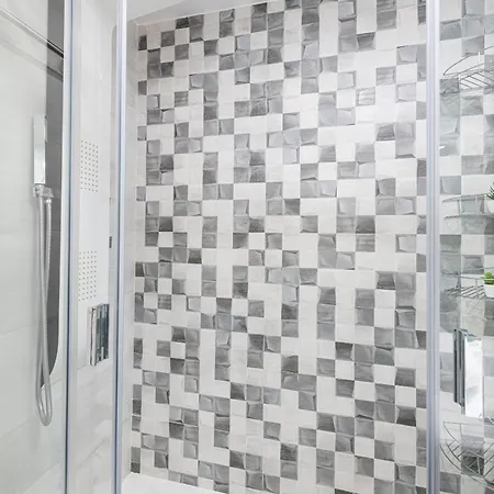 Cozy Studio In Torremolinos Appartamento Torremolinos