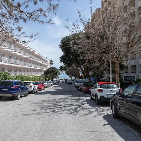 Cozy Studio In Torremolinos Appartamento Torremolinos