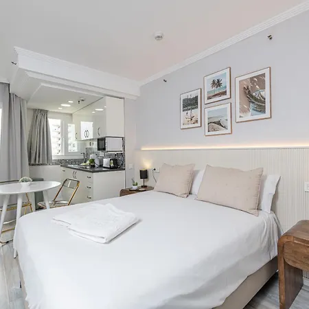 Cozy Studio In Torremolinos Apartment *